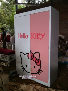 Lemari Pakaian Hello Kitty