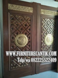 Pintu Masjid Ornamen Ukiran