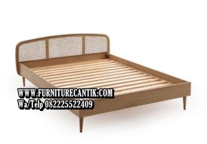 Dipan Kayu Jati Minimalis Modern Rotan