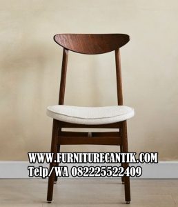 Kursi Cafe Kayu Jati Modern Variasi Jok Kain