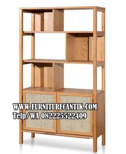 Rak Buku Kayu Jati Desain Retro Mewah