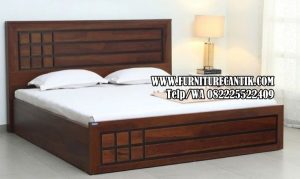 Dipan Mewah Desain Estetik Kayu Jati