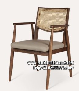 Kursi Cafe Antik Rotan Kayu Jati